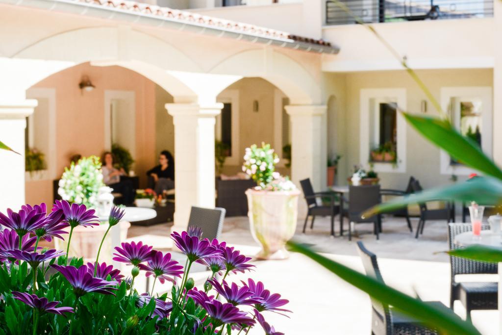 אנדוזה Logis Hotel Restaurant La Porte Des Cevennes מראה חיצוני תמונה
