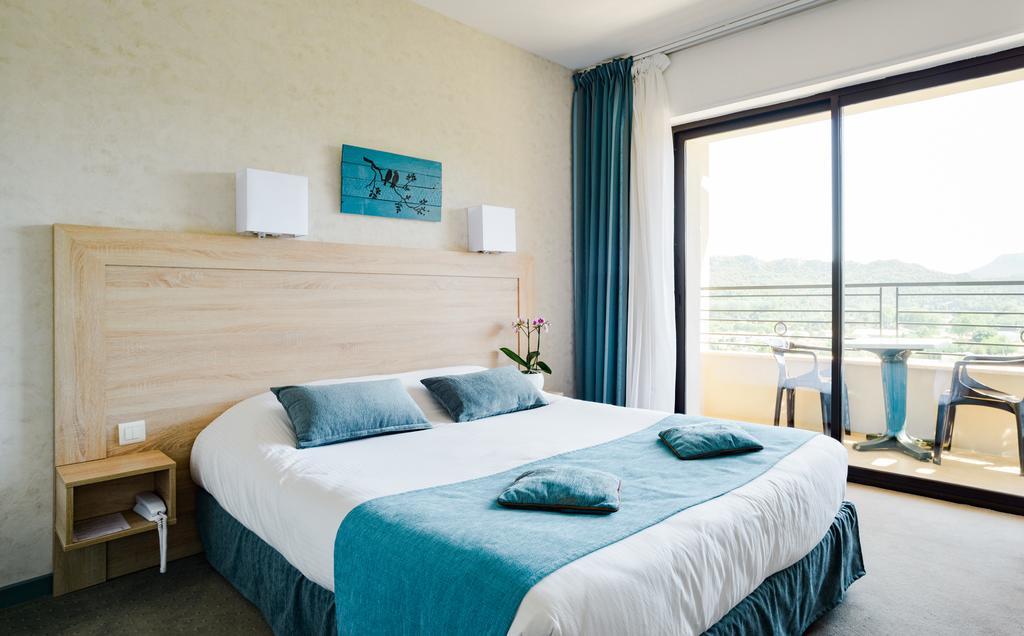 אנדוזה Logis Hotel Restaurant La Porte Des Cevennes מראה חיצוני תמונה