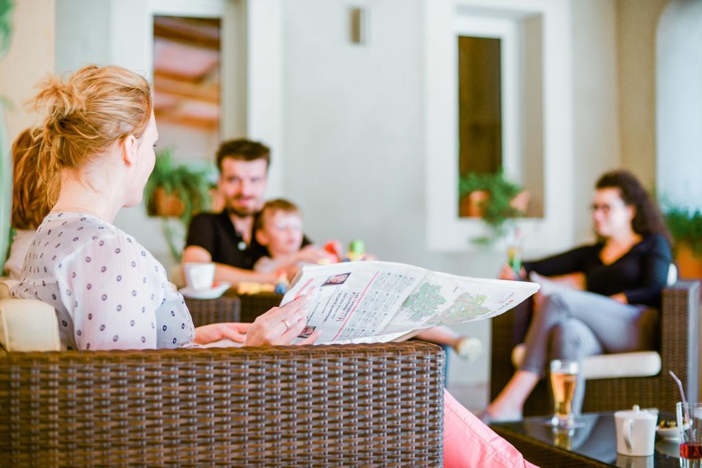 אנדוזה Logis Hotel Restaurant La Porte Des Cevennes מראה חיצוני תמונה