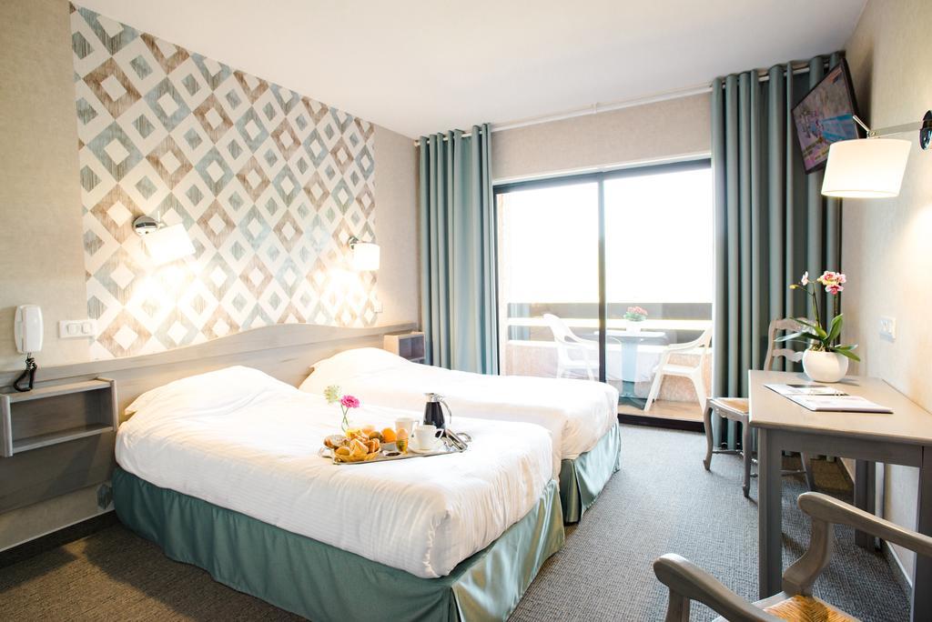 אנדוזה Logis Hotel Restaurant La Porte Des Cevennes מראה חיצוני תמונה