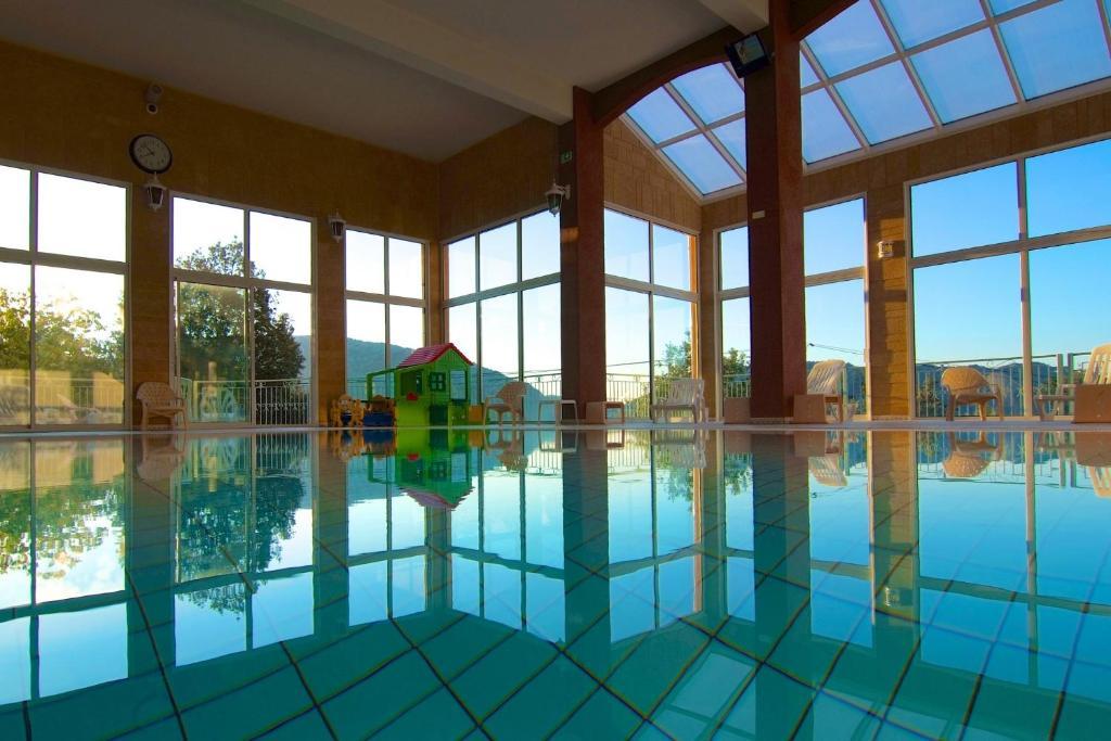 אנדוזה Logis Hotel Restaurant La Porte Des Cevennes מראה חיצוני תמונה