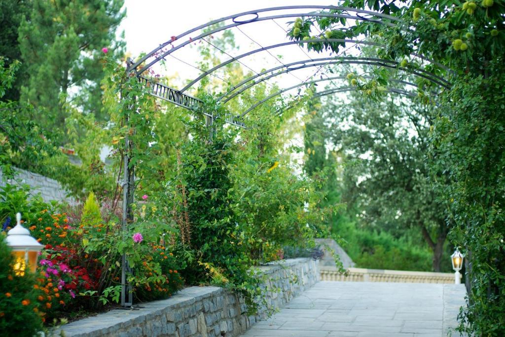 אנדוזה Logis Hotel Restaurant La Porte Des Cevennes מראה חיצוני תמונה