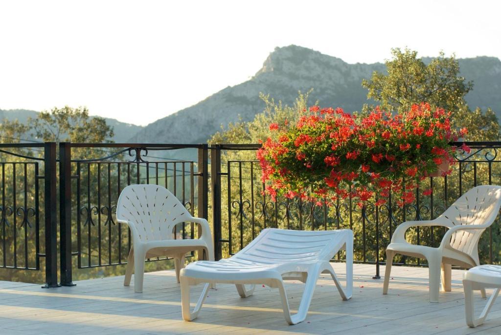 אנדוזה Logis Hotel Restaurant La Porte Des Cevennes מראה חיצוני תמונה