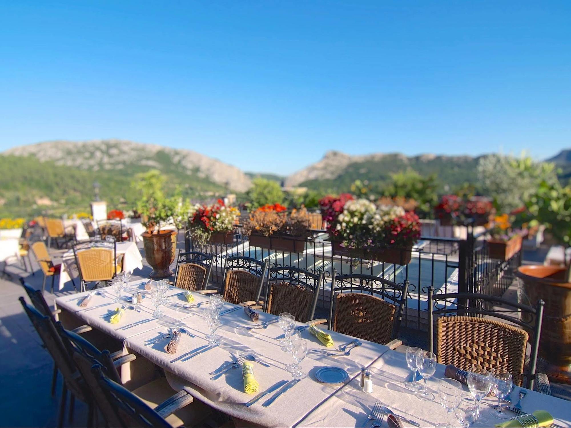 אנדוזה Logis Hotel Restaurant La Porte Des Cevennes מראה חיצוני תמונה