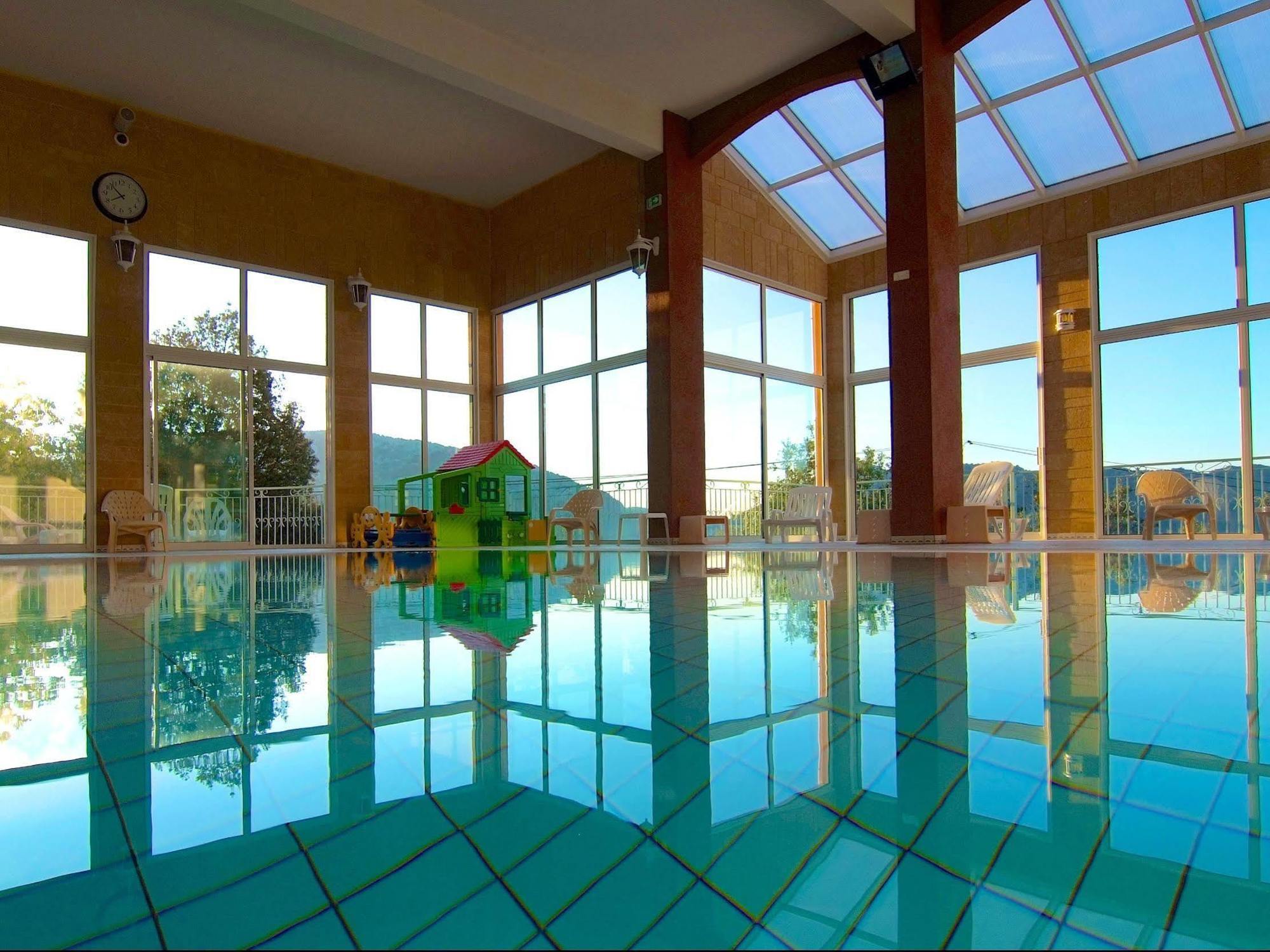 אנדוזה Logis Hotel Restaurant La Porte Des Cevennes מראה חיצוני תמונה