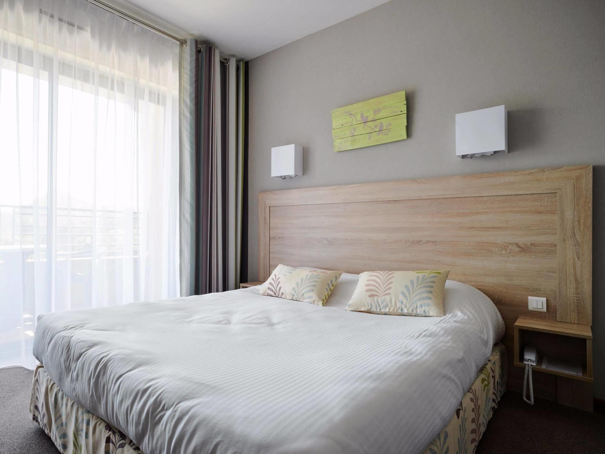 אנדוזה Logis Hotel Restaurant La Porte Des Cevennes מראה חיצוני תמונה