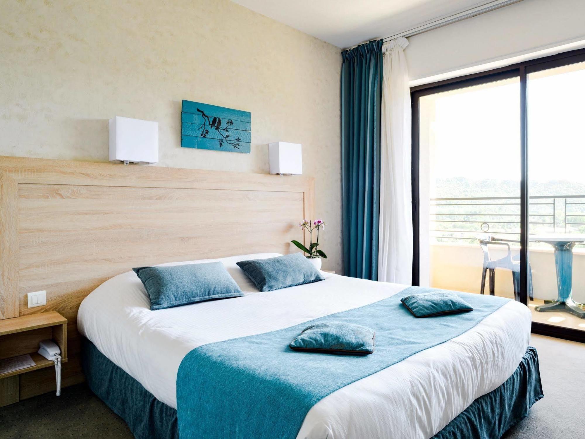 אנדוזה Logis Hotel Restaurant La Porte Des Cevennes מראה חיצוני תמונה