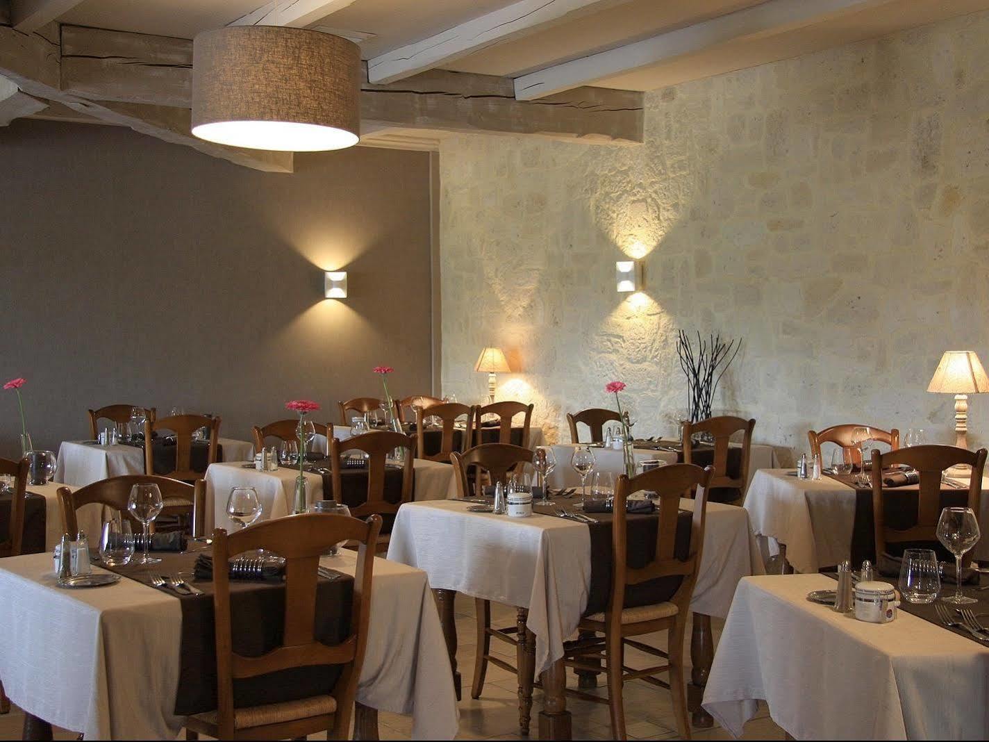 אנדוזה Logis Hotel Restaurant La Porte Des Cevennes מראה חיצוני תמונה